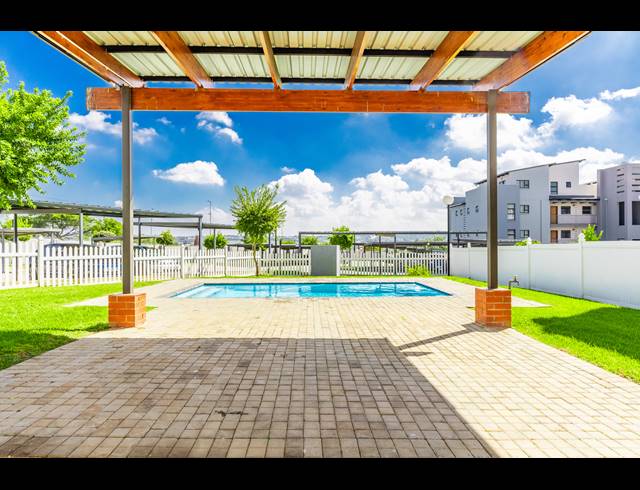 2 BEDROOM APARTMENT FOR SALE IN BARBEQUE DOWNS
